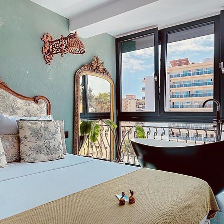 Alhambra Deco Homtels Apartment Torremolinos Ngoại thất bức ảnh