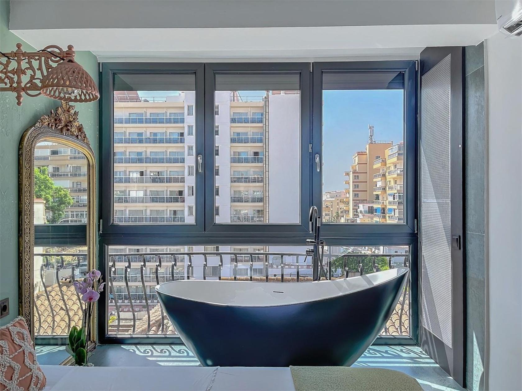 Alhambra Deco Homtels Apartment Torremolinos Ngoại thất bức ảnh