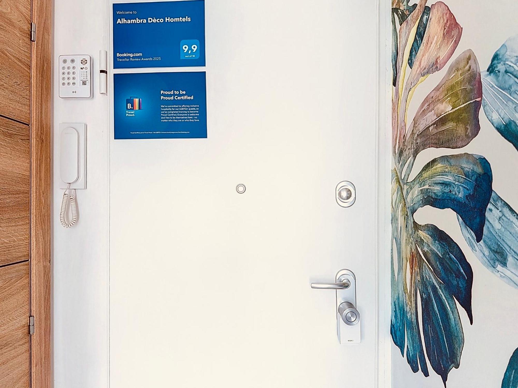 Alhambra Deco Homtels Apartment Torremolinos Ngoại thất bức ảnh