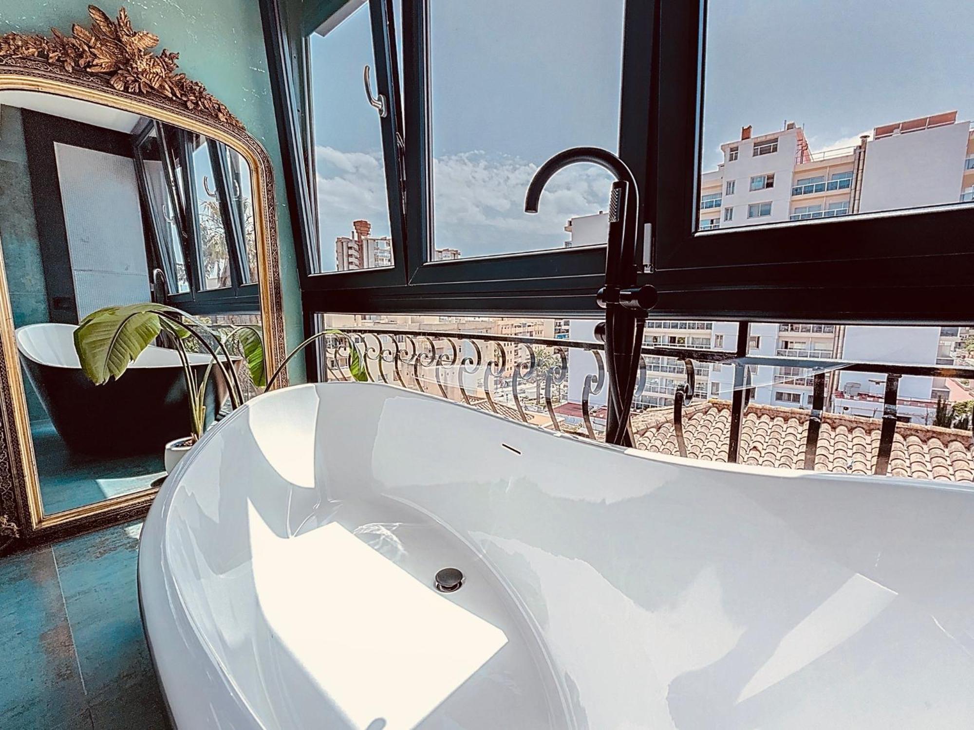 Alhambra Deco Homtels Apartment Torremolinos Ngoại thất bức ảnh