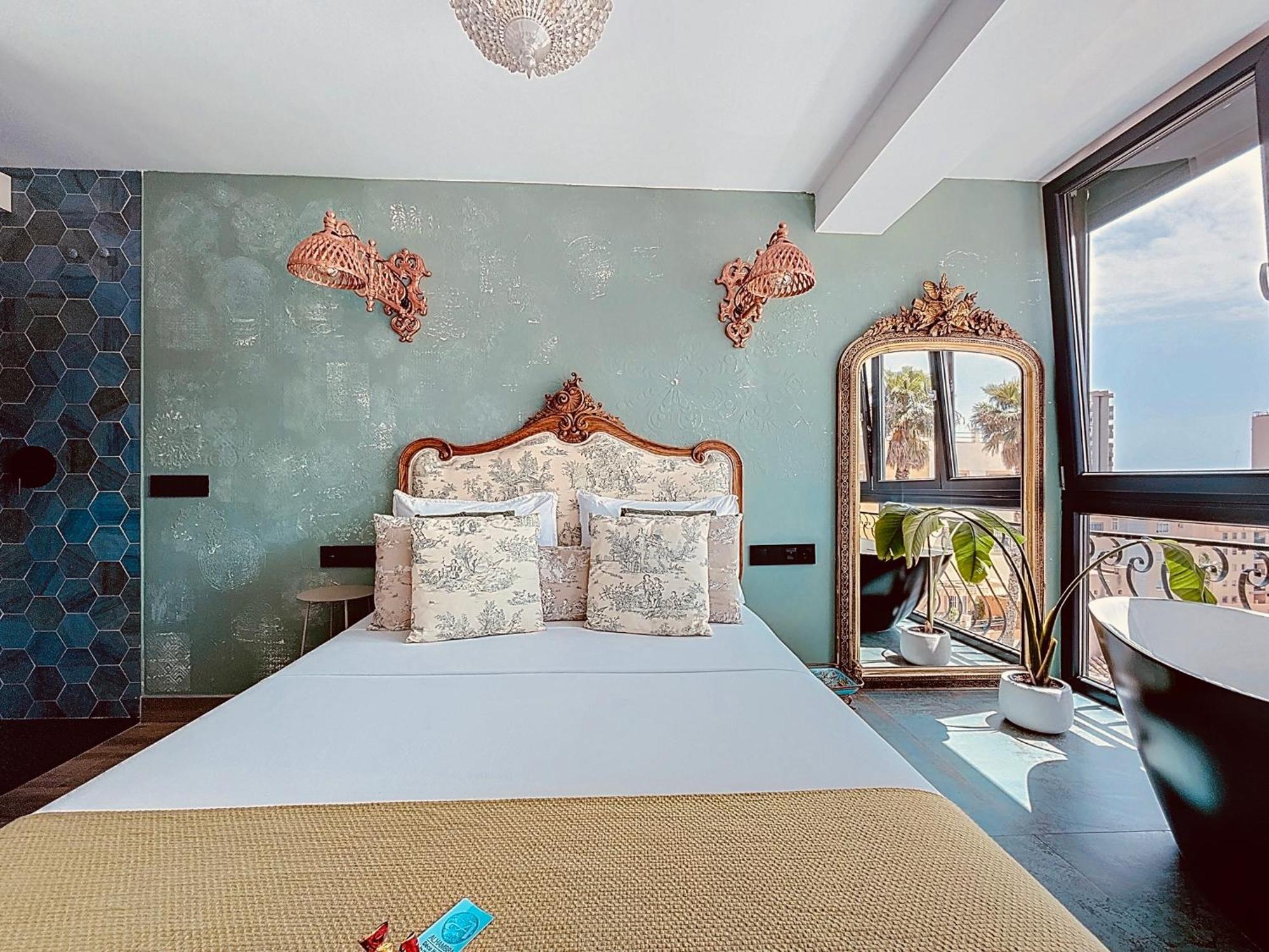 Alhambra Deco Homtels Apartment Torremolinos Ngoại thất bức ảnh